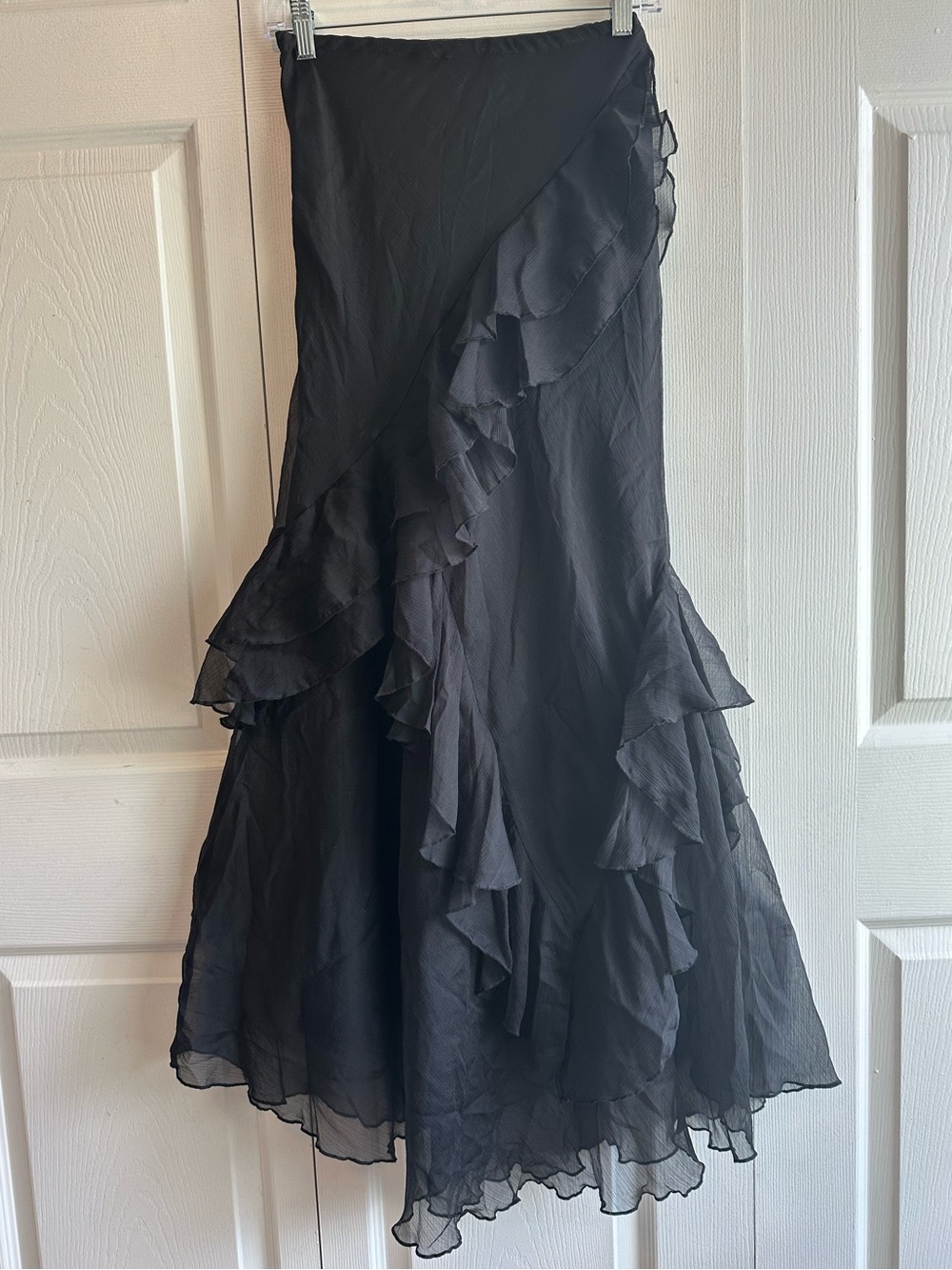 Widow Dolls Kill Chiffon Ruffle Tiered Maxi Asymmetrical Skirt - Whimsigoth - Picture 3 of 7